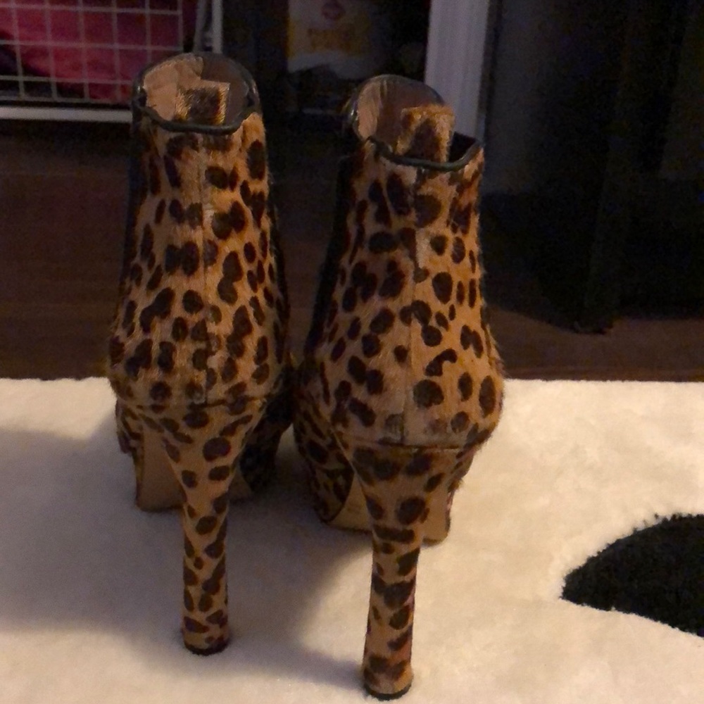 Vince Camuto Leopard Print Booties - image 5